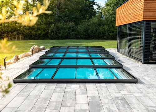 SKYline - new extra-flat real glass pool enclosure
